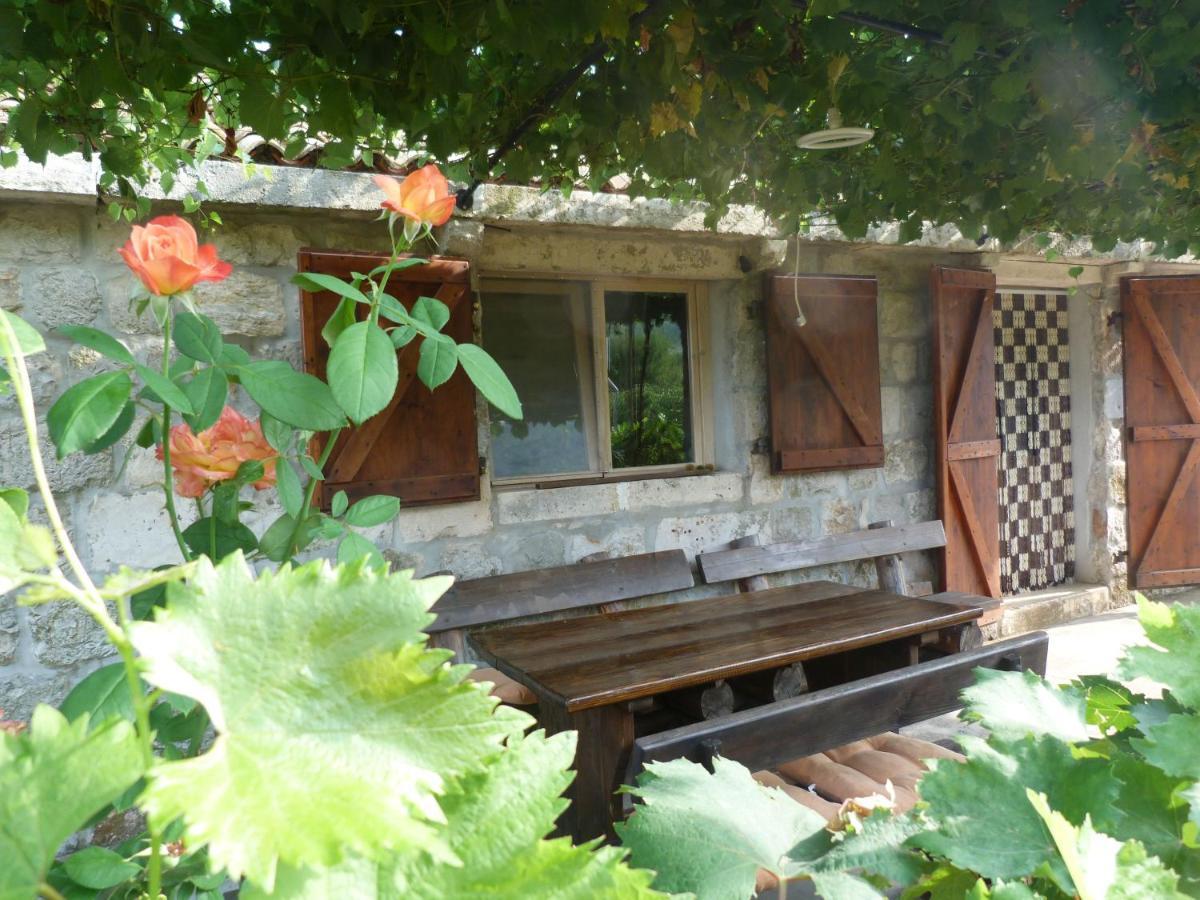 Country House Speedy Komiža Esterno foto